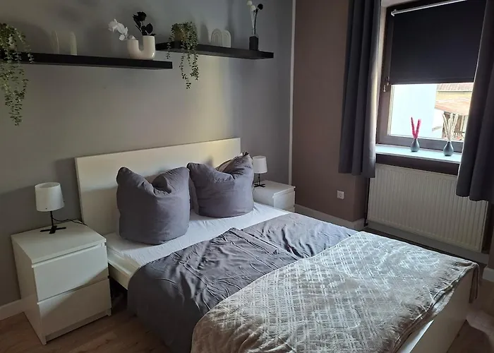 Eifel, Nuerburgring, Laacher *