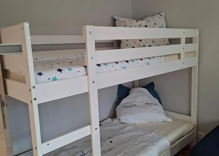 Eifel, Nuerburgring, Laacher בית נופש