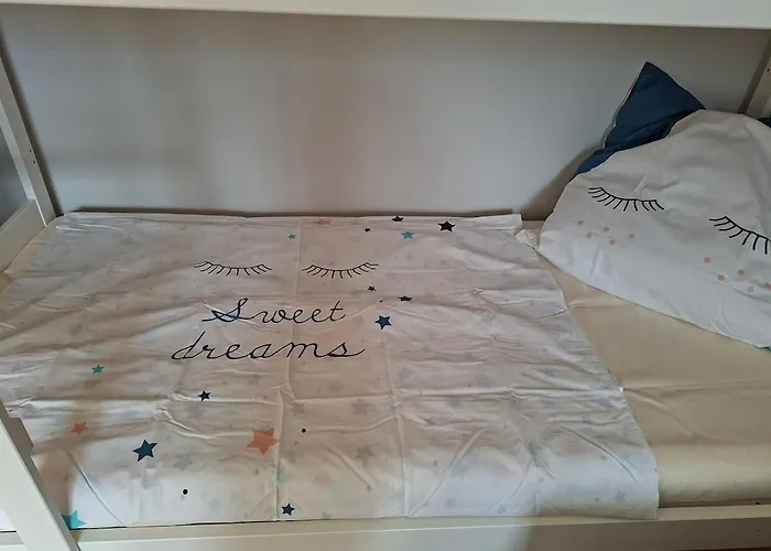 Eifel, Nuerburgring, Laacher בית נופש *