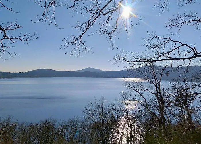 Eifel, Nuerburgring, Laacher